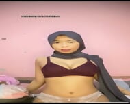 Jilbab cantik colmek